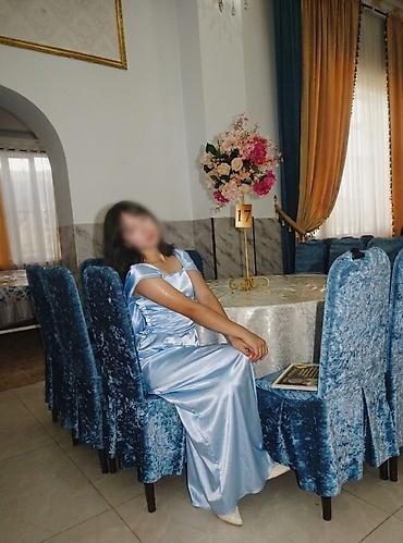 Көйнөктөр: Кече көйнөгү, Классикалык, Узун модель, Атлас, Жеңдери жок, Далысы ачык, XS — 2