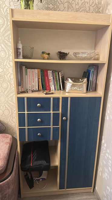 uşaqlar üçün isveç divarları: Açılan, 1 qapı Düz dolab, Kitab dolabı