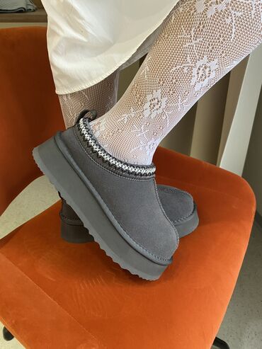 Угги: Натуральные угги tazz . Продам оптом и в розницу, количество есть — 8