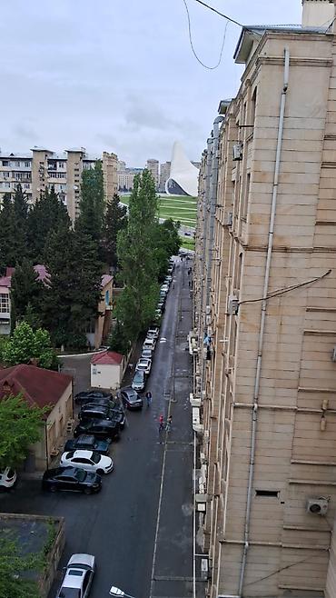 garabag: Nərimanov metrosu yaxınlığında, Qarabağ küçəsində 3 otaqlı mənzil — 1