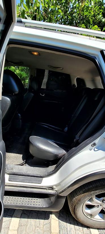 qabaq şüşə: Hyundai Tucson: 4.4 l | 2009 il Krossover — 8
