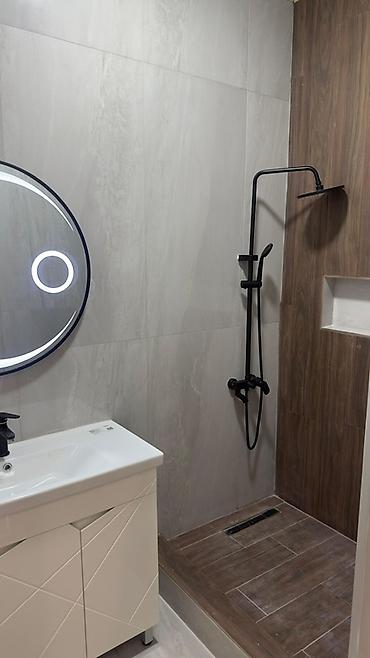 Долгосрочная аренда квартир: 3 комнаты, Риэлтор, Без подселения, С мебелью полностью — 4