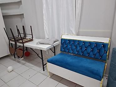 Salon, tibbi mebel dəsti: Salon mebeli dəsti Tərkib: - Resepsiyon/administrator stolu — 3