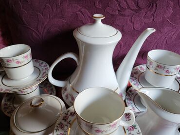 Kuhinjski setovi: Servis nov za kafu Epiag Bohemija 1950g + Cehoslovacka na lalafo.rs — 4 Kuhinjski setovi: Servis nov za kafu Epiag Bohemija 1950g + Cehoslovacka — 4