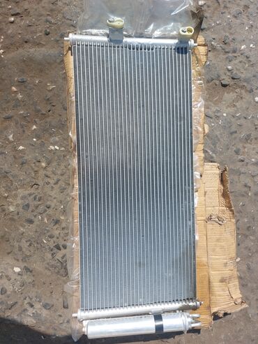 nissan sunny radiator: Nissan sunny kondisaner radiatrı