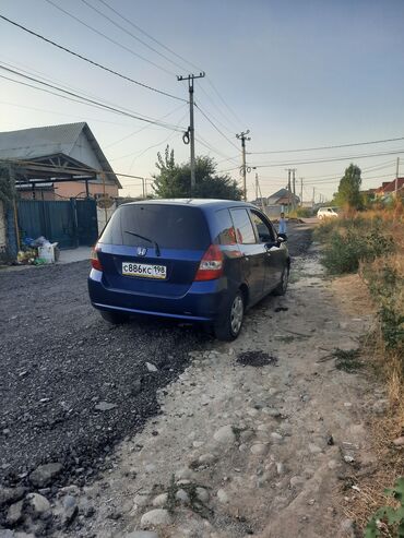 Honda: Honda Fit: 2002 г., 1.3 л, Автомат, Бензин, Седан