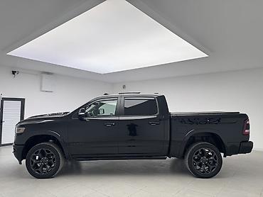 продам крайслер 300с: Dodge Ram 1500: 2021 г., 3 л, Автомат, Дизель, Пикап — 5