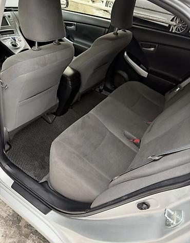 Toyota: Toyota Prius: 2014 г. — 9