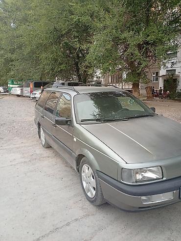 Volkswagen: Volkswagen Passat: 1993 г., 2 л, Механика, Бензин, Универсал — 4