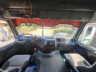 буксиры: Тягач, Volvo, 2000 г., Без прицепа — 5