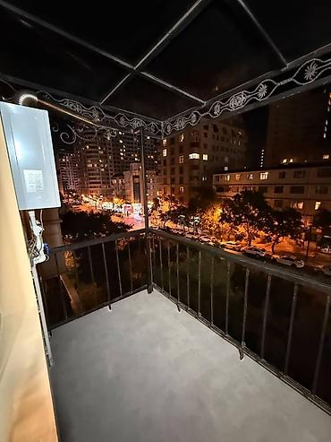 merdekanda ucuz kiraye evler gunluk: Bakı, Yasamal, 2 otaqlı, Köhnə tikili, m. Elmlər Akademiyası, 45 kv. m — 2