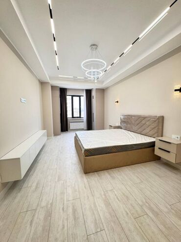 снять квартиру без риэлтора: 3 комнаты, 102 м², Элитка, 12 этаж, Евроремонт