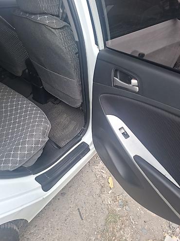 sonata nurais: Hyundai Solaris: 2015 г., Автомат, Бензин, Седан — 5