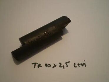 prostirke za trosed dvosed i fotelju: Strugarski noz za trapezni navoj levi sa korakom 2,5mm 🔩 Specijalni