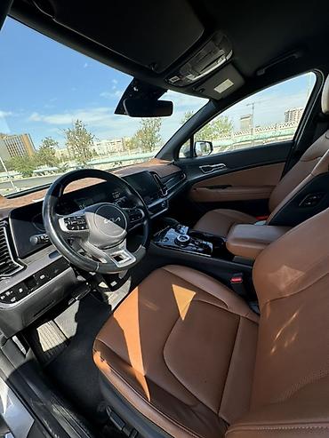 Продажа авто: Kia Sportage: 2023 г., 2 л, Автомат, Газ, Кроссовер — 8