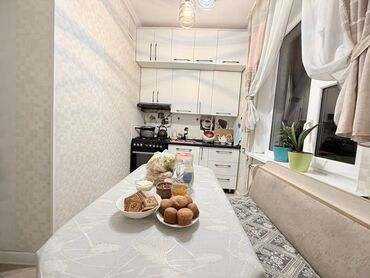 продам однокомнатную квартиру: 1 комната, 39 м², 105 серия, 8 этаж, Евроремонт