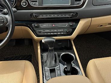 Kia: Kia Carnival: 2019 г., 2.2 л, Автомат, Дизель, Минивэн — 4