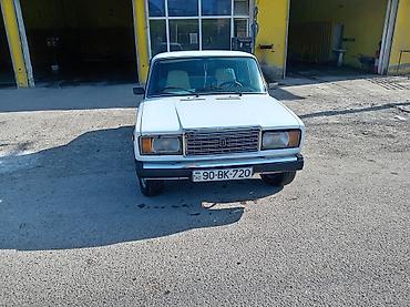 tap az vaz 2107: VAZ 2107, ağ rəng, sedan kuzov. Texniki xüsusiyyətlər: - Sxem: arxa — 4