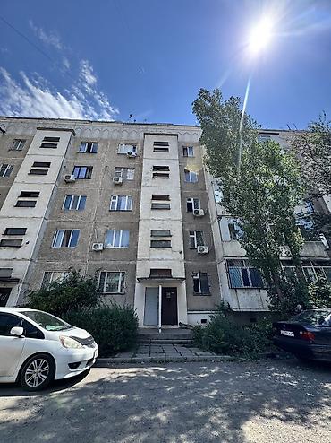 ошском рынке: 2 комнаты, 48 м², 105 серия, 2 этаж, Евроремонт — 9