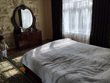 кровати металические: Спальный гарнитур, Двуспальная кровать