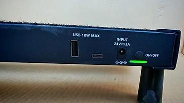 Ostali muzički instrumenti: HARLEY BENTON SPACESHIP POWER 40-B PEDALBOARD POWERBAR40 | — 6