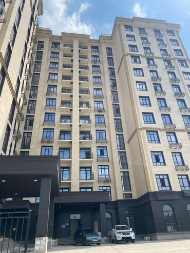 асыл таш квартиры: 2 бөлмө, 79 кв. м, Элитка, 11 кабат, ПСО (өзү оңдоп түзөтүп бүтүү үчүн)