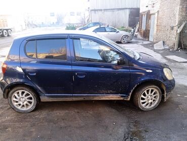 Toyota: Toyota Vitz: 2000 г., 1 л, Механика, Бензин, Хэтчбэк