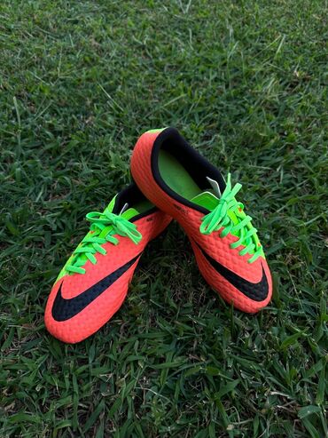 ucuz roliklər: Nike Jr Hypervenom Phade 3 FG eur 38 ölçü 2-3 dəfə geyinilib Ot