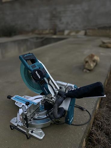 Uqlorezlər: Uqlarez mişar (künckəsən) Makita LS1219 (Demak olar istifadə — 3