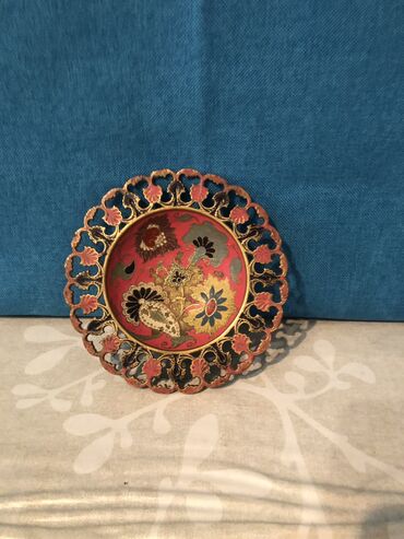 Əntiq qablar: Antik Latun qablar balacalar 25 m boyuk 40 manat — 7