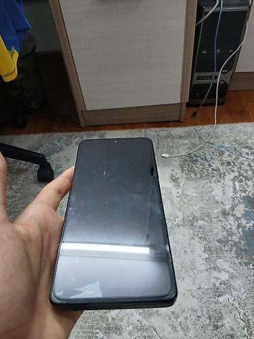 сломан экран: Infinix Note 30, Б/у, 128 ГБ, цвет - Фиолетовый, 2 SIM — 2