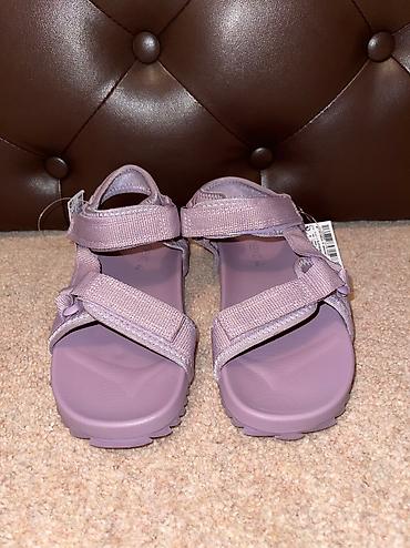 Детская обувь: Next детская обувь Сиреневые сандали. Размер: 32/34р. Цена: 2100с — 2