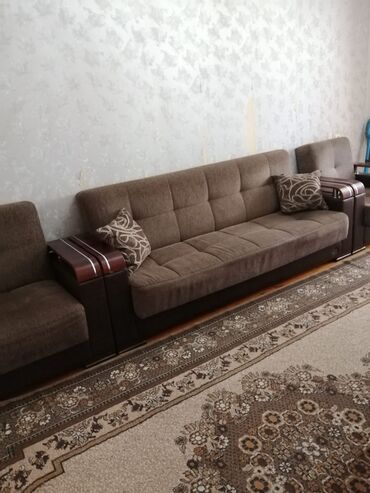 Комплекты диванов и кресел: Б/у, Диван, 2 кресла, С подъемным механизмом, Раскладной