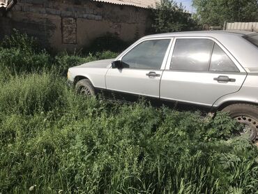 аккумулятор каракол: Mercedes-Benz 190-Series: 1987 г., 2 л, Механика, Бензин, Седан