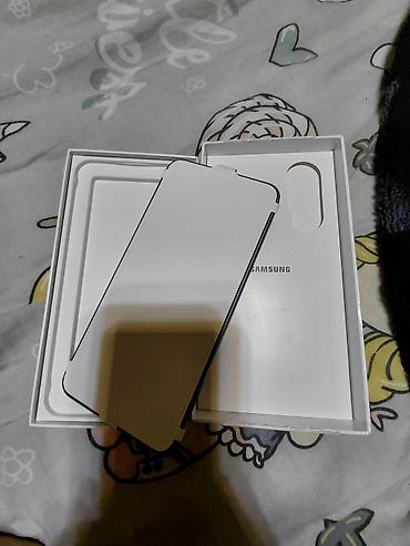 modem 4 antenli: Samsung Galaxy A56 5G, 256 GB, rəng - Qara, İki sim kartlı — 4