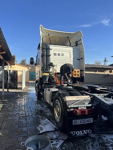 Тягачи: Тягач, Volvo, Без прицепа — 10