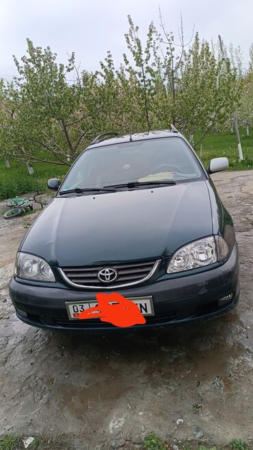 Toyota: Toyota Avensis: 2001 г., 1.8 л, Механика, Бензин, Универсал