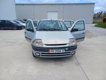 Transport: Renault Clio: 1.2 l | 2000 year | 260200 km. Hatchback