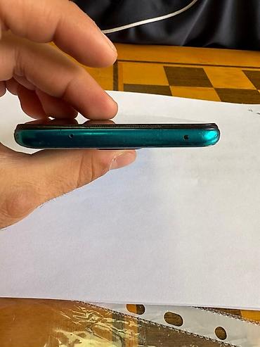 sim kredit: Telefon hər şeyi işlək vəziyyətdədir donması yoxdur.Ekraninda ciziq — 5