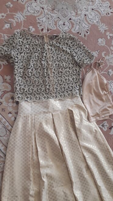 Платья: Красивое кофточка с юбкой, 48 размер