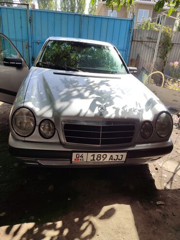 мерис 210: Mercedes-Benz : 1997 г., 2 л, Автомат, Бензин, Седан
