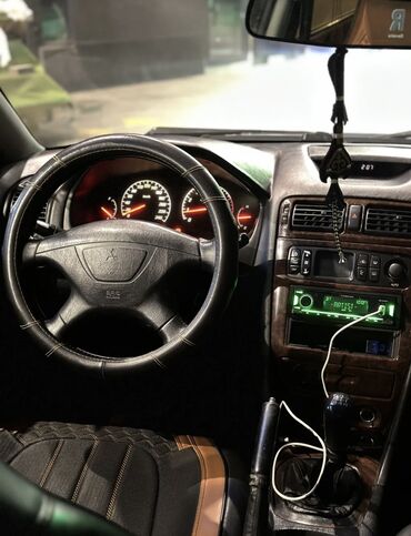 Mitsubishi: Mitsubishi Galant: 2003 г., 2.4 л, Механика, Бензин, Седан — 9