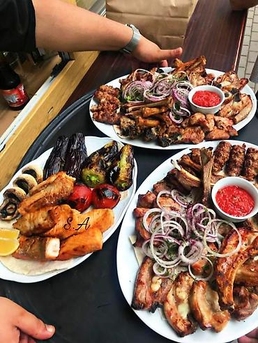 aspaz is elani: Kebabci .//Günaydın, xüsusi ziyafətlərdə, həm də ziyafət salonunda — 8