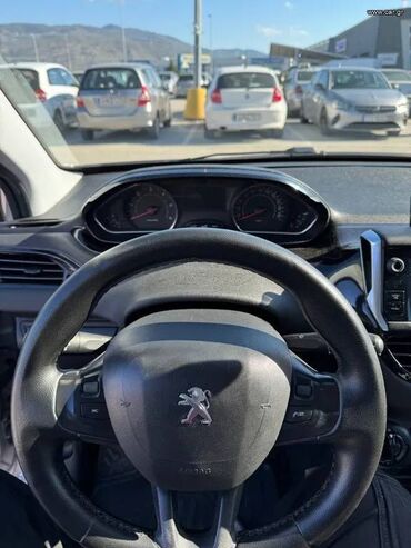 Peugeot: Peugeot 208: 1.4 l. | 2013 έ. 174000 km. Χάτσμπακ