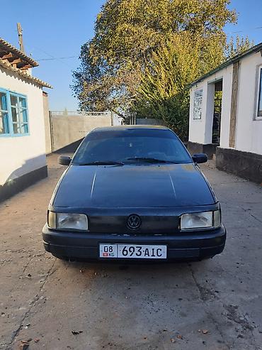помпа 124: Volkswagen Passat: 1994 г., 1.8 л, Механика, Бензин, Седан — 1