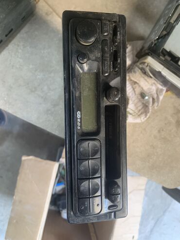 Магнитолы: Автомагнитола б/у — 2