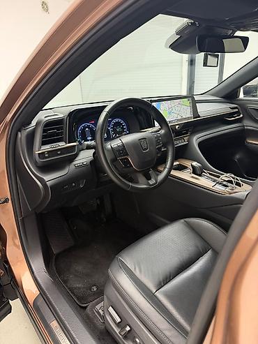 тойота краун 2023: Toyota Crown: 2023 г., 2.5 л, Вариатор, Гибрид, Кроссовер — 5