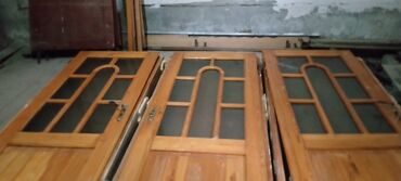 Фурнитура и комплектующие: Taxta qapılar dəsti - 3 otaq qapısı, 3 sanuzel qapısı - Üzərində
