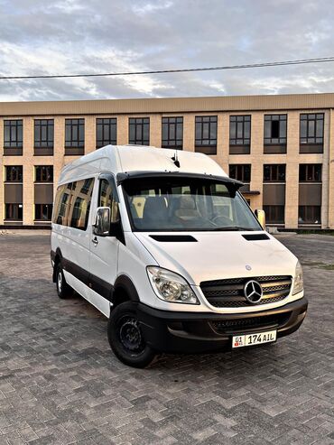 хундай бус: Mercedes-Benz Sprinter: 2006 г., 2.7 л, Механика, Дизель, Бус