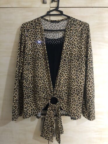 Köynək və bluzalar: 20man Don və koftalar L ölcudə 3 cu şəkildəki gullu kofta XL ölcudə — 5